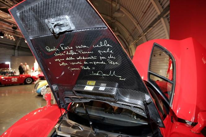 Ferrari Enzo papieża Jana Pawła II
