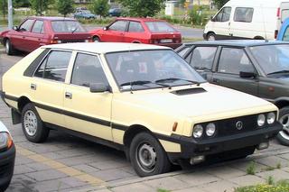 Quiz. Te auta przeszły do historii. Jak dużo wiesz o kultowych samochodach z PRL?