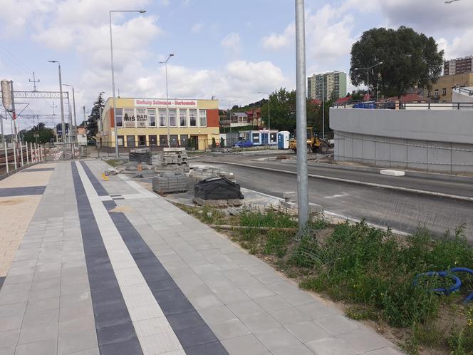 Na parking w Starachowicach Dolnych poczekamy do końca wakacji