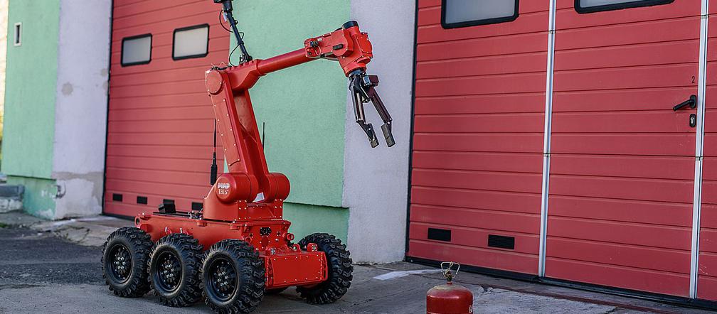 Wielkopolscy strażacy będą pracować z robotem! Ma na imię IBIS i jest jedyny w województwie!