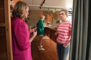 Barwy szczęścia, odc. 3115: Renata (Anna Mrozowska), Dominika (Karolina Chapko), Sonia (Weronika Nockowska)