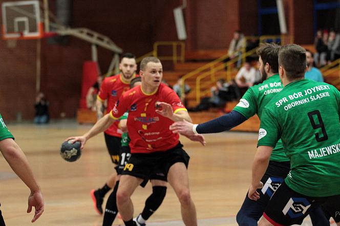 ​W sobotę na piłkę ręczną, a w niedzielę na koszykówkę i futsal 