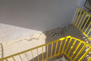 Rzeszów: Dworzec Lokalny za 20 milionów a obok szkło po alkoholu spadające na głowę 