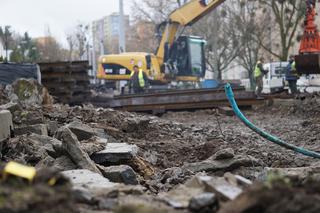 Remont torowiska na ul. Perłowej w Bydgoszczy. Prace nabierają tempa!