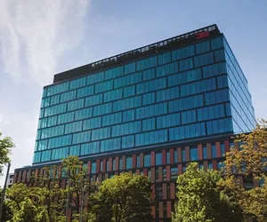 MidPoint71. Wrocławski biurowiec spod kreski Medusa Group