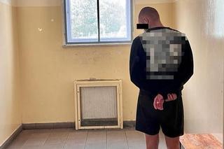 Pobili i skopali człowieka, żeby ukraść mu koszulkę. Jeden ma 20, a drugi 16 lat