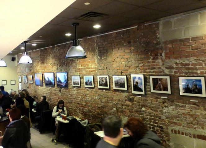 Zachody słońca w greenpoinckim Starbucksie