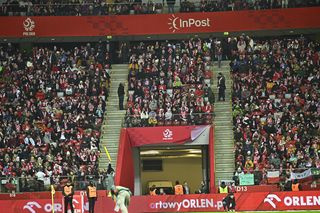 FIFA ukarała Polskę. Chodzi o przerwany przez kibiców mecz z Holandią