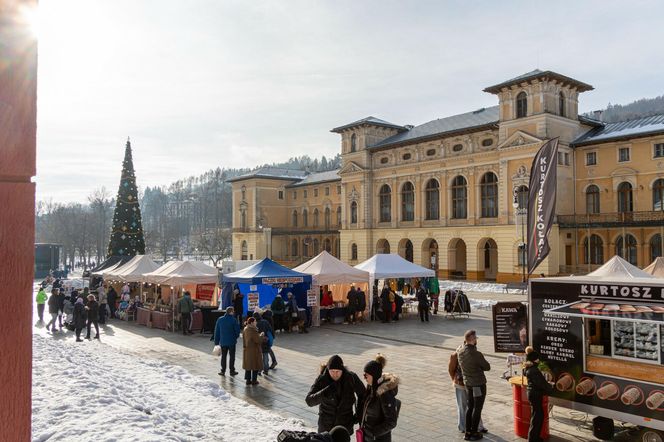 To malownicze uzdrowisko pokonało Zakopane. Turyści oszaleli na jego punkcie!