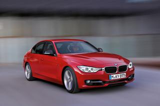 Nowe BMW serii 3 wkracza do akcji. VIDEO