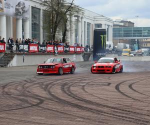 Poznań Motor Show 2024: Tak wyglądają pokazy driftu