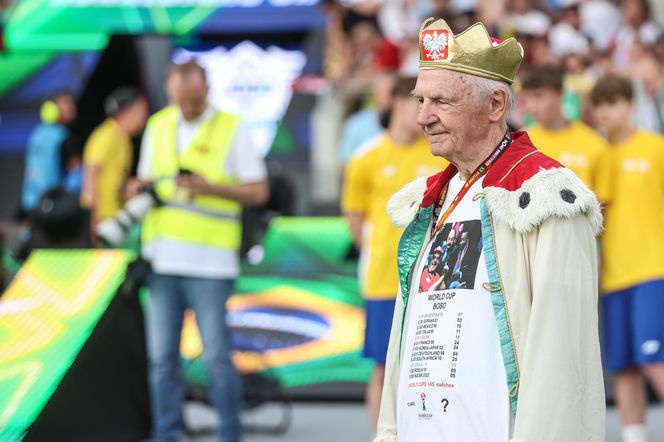 Kibice na meczu gwiazd Polska - Brazylia na Stadionie Śląskim