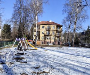 Napaść na dziewczynkę w Rabce-Zdroju. Nigdy nie widziałam tak pobitego dziecka. 13-latka nadal nie wróciła do szkoły