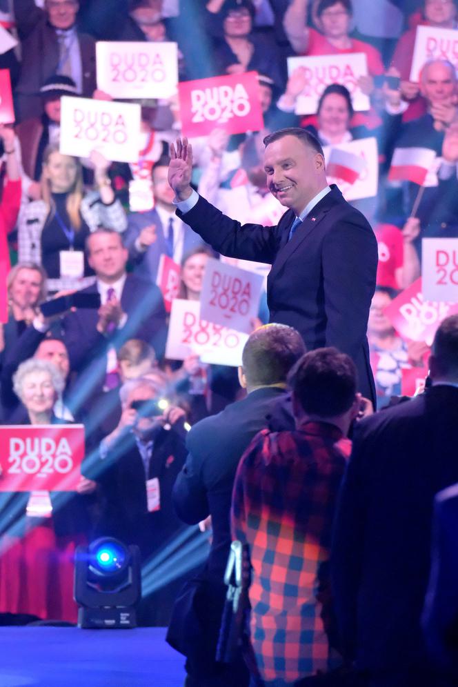 Andrzej Duda. Z rodziną rusza na wybory.