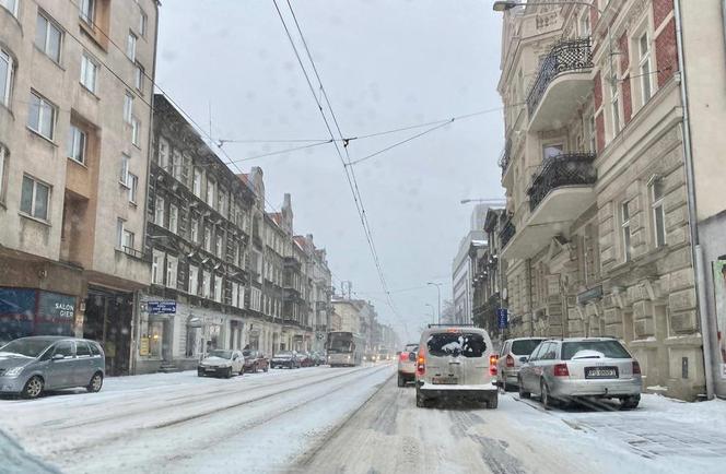 Poznańskie ulice o poranku 8.02