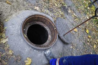  Warszawa. 10 dni bez szamba i wody. Wielka szkoła przetrwania na Ochocie