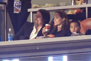 Angelina Jolie i Brad Pitt na Super Bowl