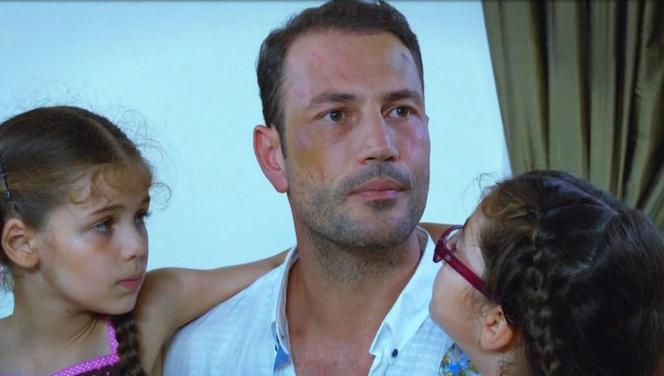 Elif odc. 283 - streszczenie, opis: Tulay dowiaduje się o ciąży Zeynep