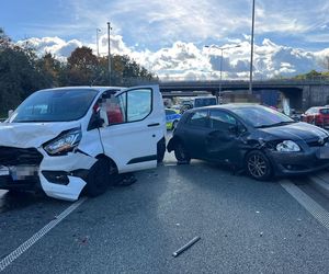 Wypadki z furgonetkami przy lotnisku i na S8