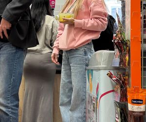 Doda w Żabce z torebką za 150 tyś zł 