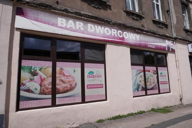 Bar dworcowy w Zabrzu jak z czasów PRL-u. W tym miejscu czas się zatrzymał