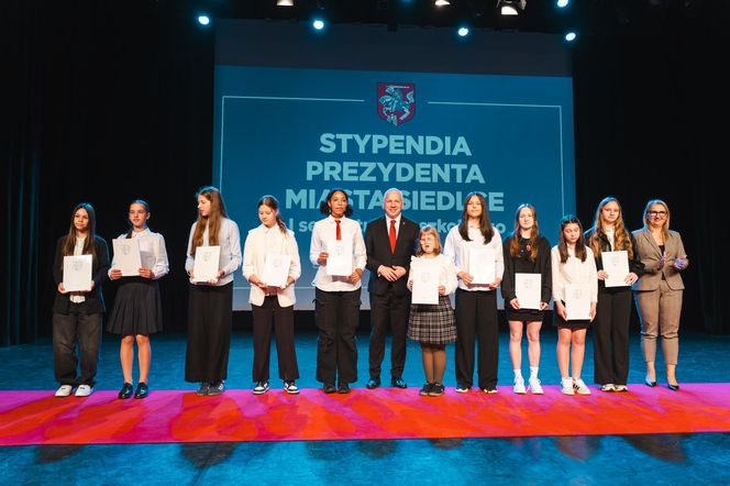Blisko 700 najzdolniejszych siedleckich uczniów z nagrodami za dokonania w nauce!