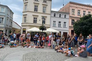Busker Tour2023 zawitał do Zielonej Góry. Mamy zdjęcia z tego wydarzenia. Oto jak wyglądał pierwszy dzień 