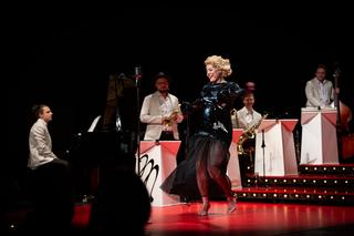 Ikona popkultury i muzyka jazzowa na żywo