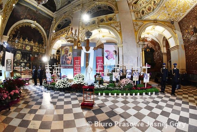 Częstochowa. Grób Pański na Jasnej Górze, aborcja i... strajk kobiet. Mocna akcja duchownych 