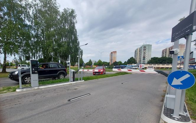 Szpital "papieski" ma nowy system parkingowy