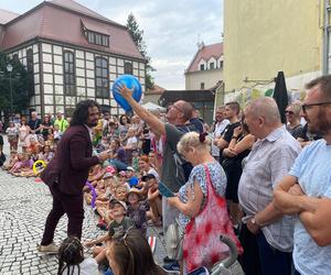 Busker Tour2023 zawitał do Zielonej Góry. Mamy zdjęcia z tego wydarzenia. Oto jak wyglądał pierwszy dzień 