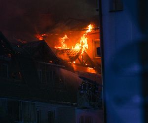 Pożar bloku w Ząbkach. Przerażające zdjęcia z miejsca tragedii