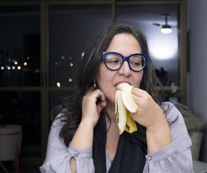 Czy można jeść banana przed snem? Ekspertki rozwiewają wątpliwości