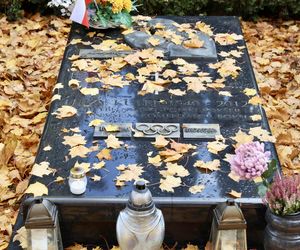 Rocznica urodzin Jerzego Kuleja. Tak wygląda jego grób