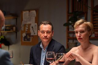 Barwy szczęścia odc. 3249. Bazylow (Andrzej Szeremeta), Robert Stefaniak (Paweł Ławrynowicz), Sonia (Weronika Nockowska)