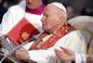 Papieżem i robakami PiS chce zepchnąć opozycję do narożnika