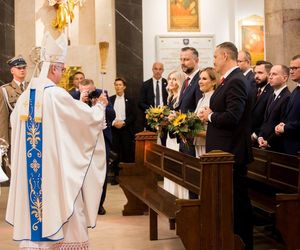 Warszawa: Para Prezydencka na Mszy Św. w intencji Wojska Polskiego