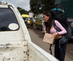 Dramtyczne chwile w Afryka Express. Lądowanie na dzikiej sawannie i walka o przetrwanie!