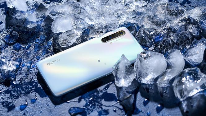  Realme X3 SuperZoom