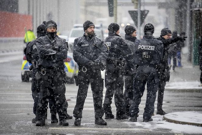 Terrorysta śmiał się po zamachu! Nie żyje 14-latek, są ranni