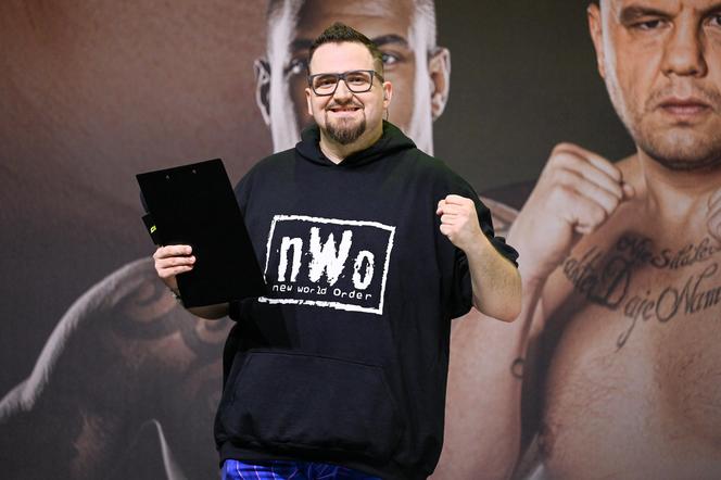 Clout MMA ważenie