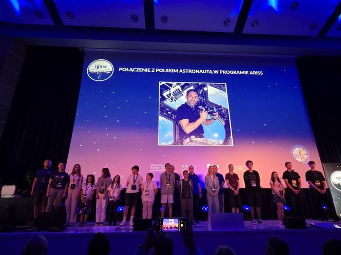 Sławosz Uznański-Wiśniewski co jadł w kosmosie?