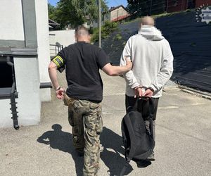 Jaworzno: Groził sąsiadom, że spali ich dom. 41-latek usłyszał zarzuty