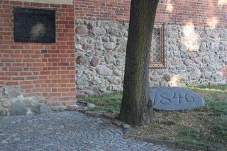 Archeolodzy w zamku na Mazurach. Będą szukali średniowiecznych artefaktów [ZDJĘCIA]