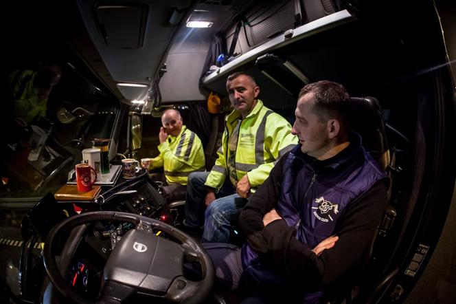 transport ponadgabrytowy kładki