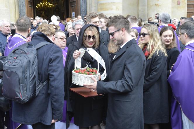 Królikowscy dostali kosz truskawek od Magdy Schejbal na pogrzebie