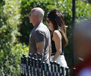 Rusza letni obóz dla miliarderów! Bill Gates ma nietęgą minę, Bezos promienieje