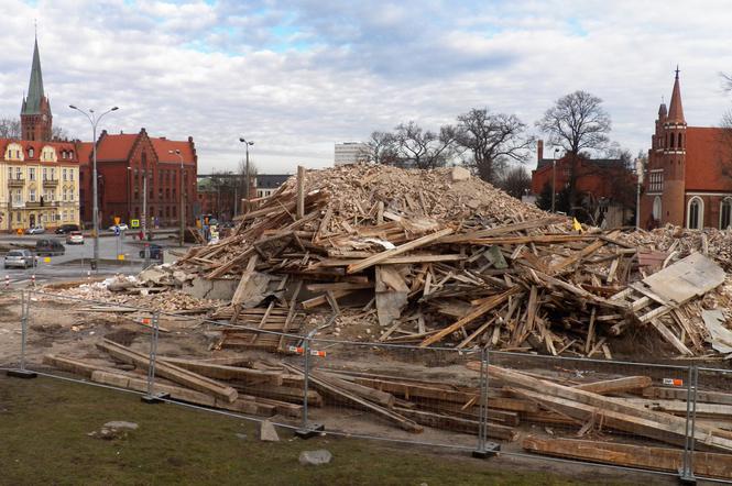 Wyburzanie budynków przy ul. Toruńskiej [ZDJĘCIE DNIA]