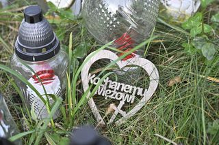 Minął ponad rok od wypadku w Sowiej Woli. Rodzina zmarłego motocyklisty: Czujemy się skrzywdzeni