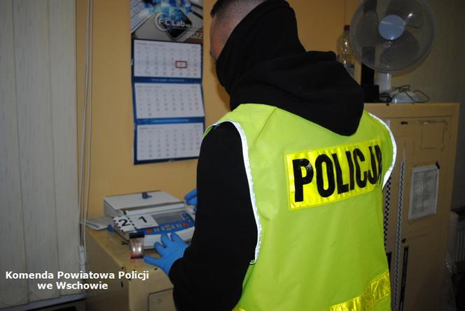 Prawie 200 porcji narkotyków w domu 17-latka